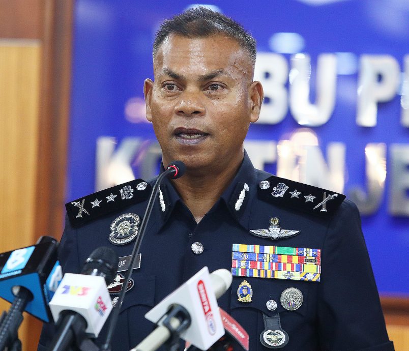 跟进歼灭2匪党主脑,警追查在逃党羽下落