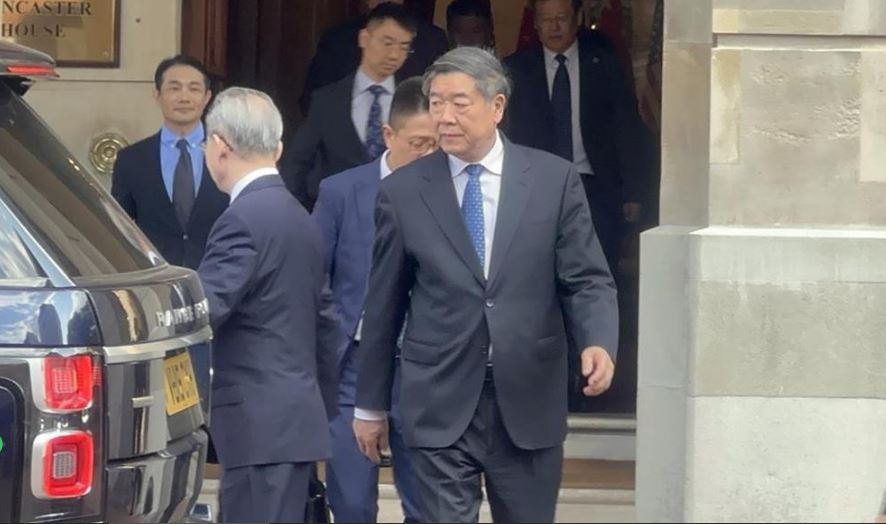 链博会|何立峰不点名批评美加征关税 拉低全球运行效率 吁“做大蛋糕”