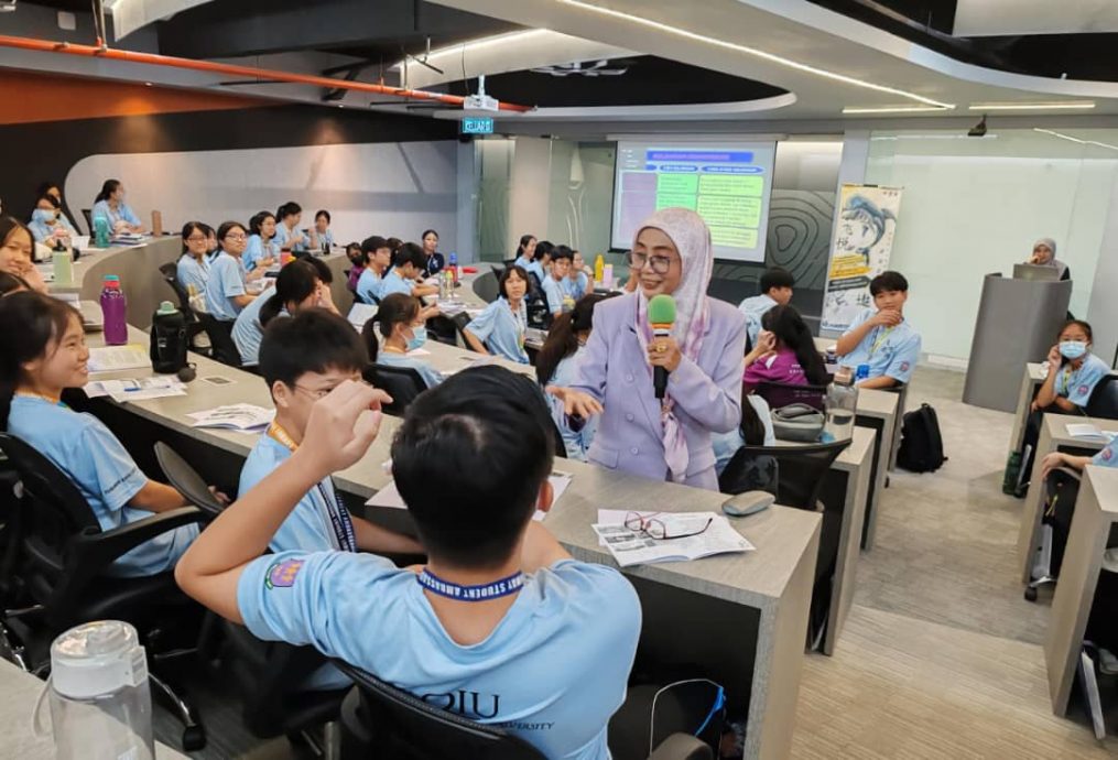 霹:学海学记|校园报道|主文|女中三德联办培训营 培育责任感同理心