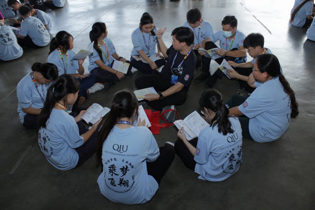 霹:学海学记|校园报道|主文|女中三德联办培训营 培育责任感同理心