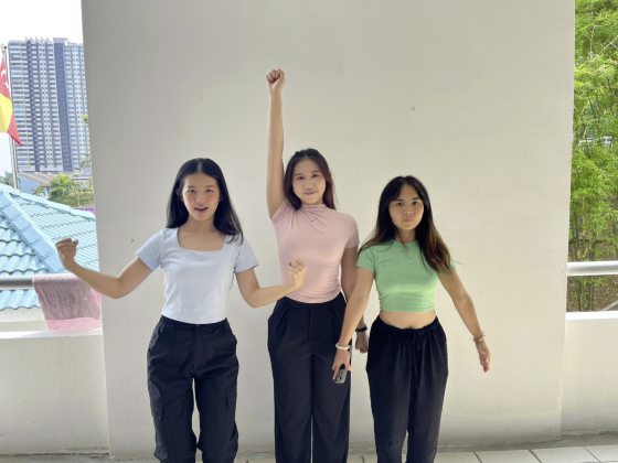 一场跨代女性的爱与成长 ——舞台剧《妈々的超能力》