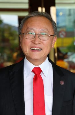 全:已签发/彭亨华团联合会会长丹斯里吴明璋已于周四正式提交华总总会长选举提名表格。