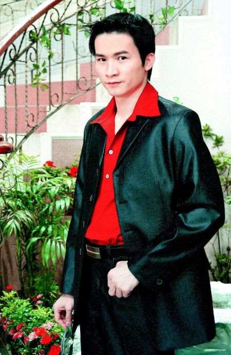 右眼突失明错过黄金治疗期 《台湾霹雳火》“刘文聪”视力剩5成