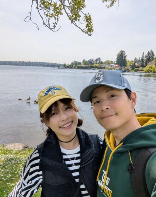 孙协志接送老婆喜收“恭喜” 夏宇童凸肚疑怀孕