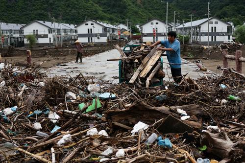 看世界)7月全国自然灾害致891.8万人次受灾 295人死亡或失踪