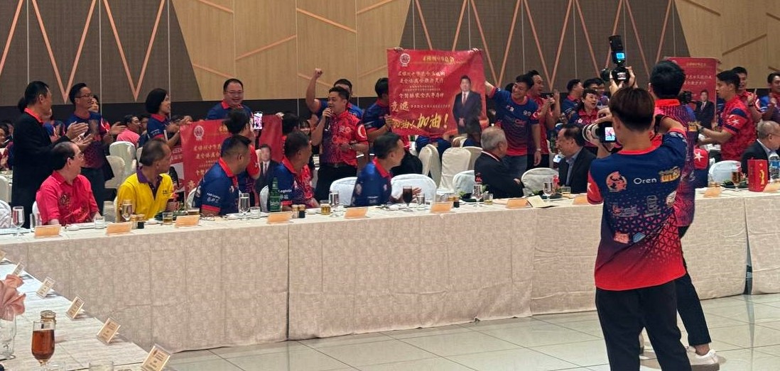 (已签发)全国:林家全考虑竞选华总总会长 支持者拉横幅喊加油