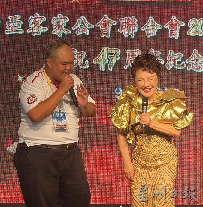 【星角摄】29/8见报:路边的野花不要采