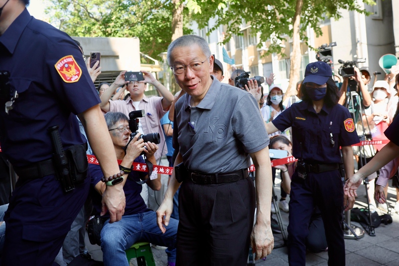 视频/台高院撤销柯文哲、应晓薇交保 北院重开羁押庭