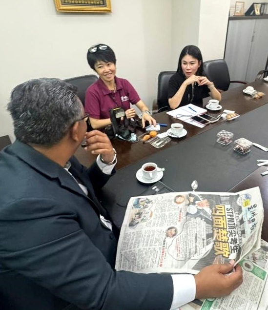 专访(全国版)海因希曼:直斥“后门”不公 大学开放渠道歧视贫困生