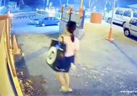 供Newswire:少女参加庙会后失踪,家人怀疑被拐带