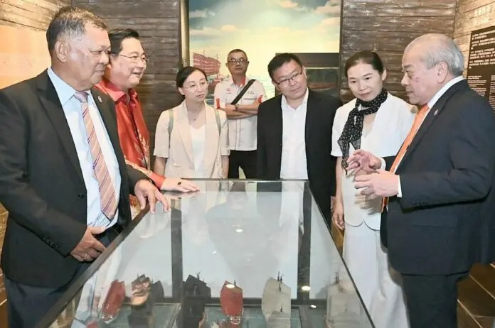 全:林广有28日将卸任华总副总会长职:16年服务华总问心无愧