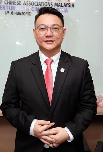 华总青