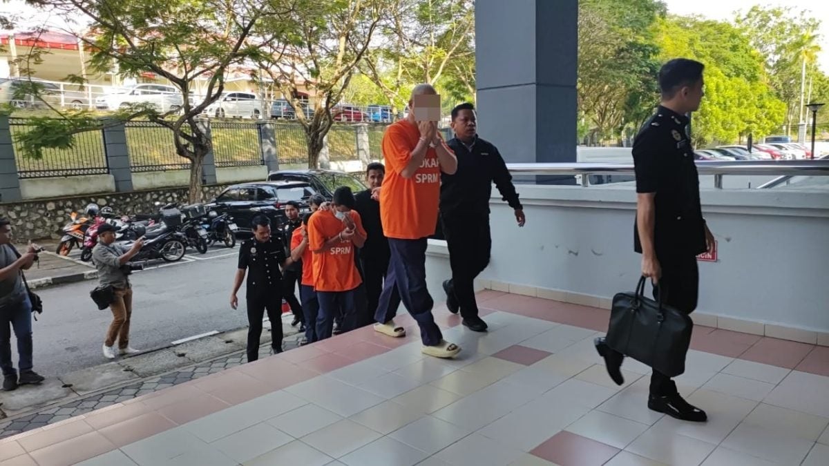 反贪会: “柜台设置”集团花重金 涉案官员每月收贿最高达5万!