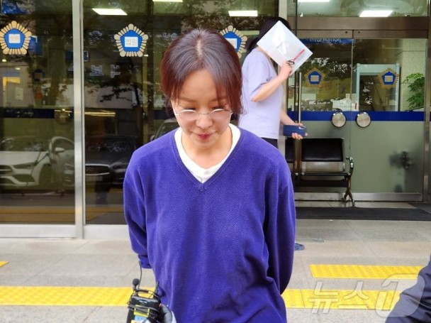 挪用公款案被判缓刑4年 黄正音当庭落泪