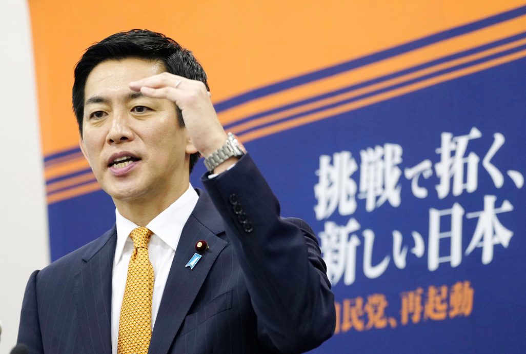 日本自民党总裁选举开跑 小泉高市支持度领先
