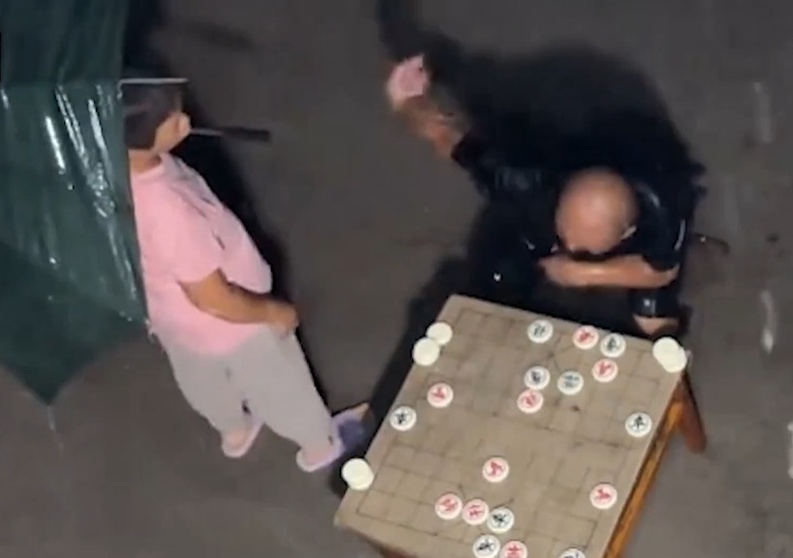 棋盘就是他的世界 4小时暴雨若等闲