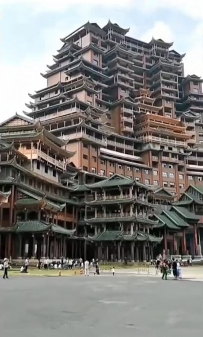 烂尾楼华丽转身变酒店 国庆连假一房难求