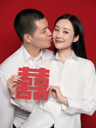 《如懿传》女星李纯官宣结婚 认爱歌手马頔1年领证