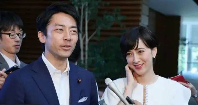 小泉进次郎问鼎首相大位?美女主播妻曾吐露:不想当首相夫人