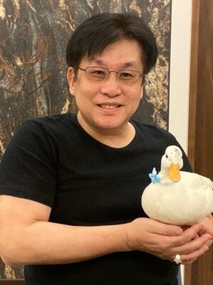 认“连滚带爬”是情绪用词 郑智化道歉谢地勤人员