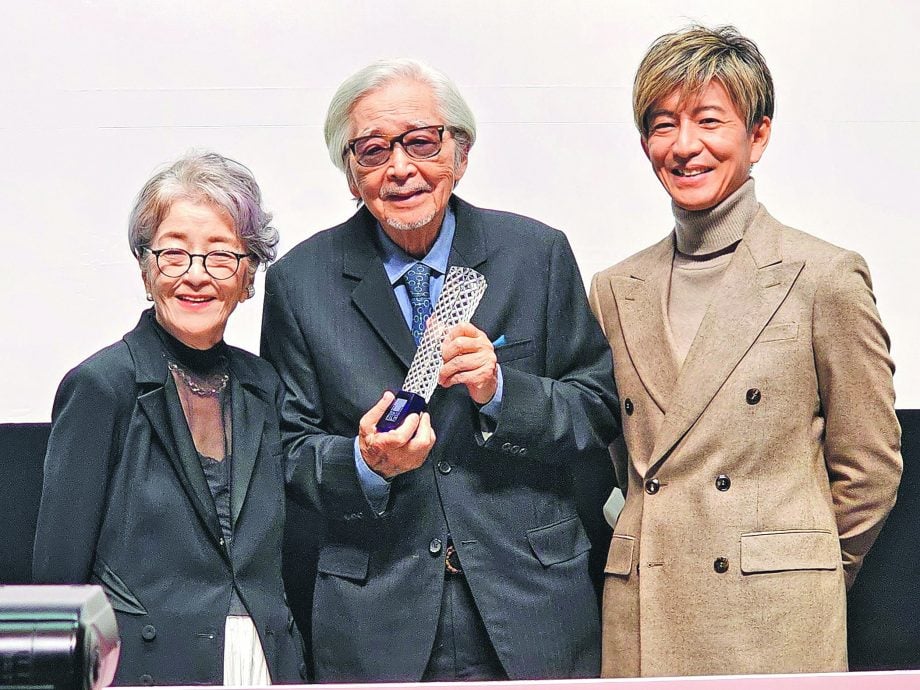 贺山田洋次得奖 木村拓哉尽现暖男本色