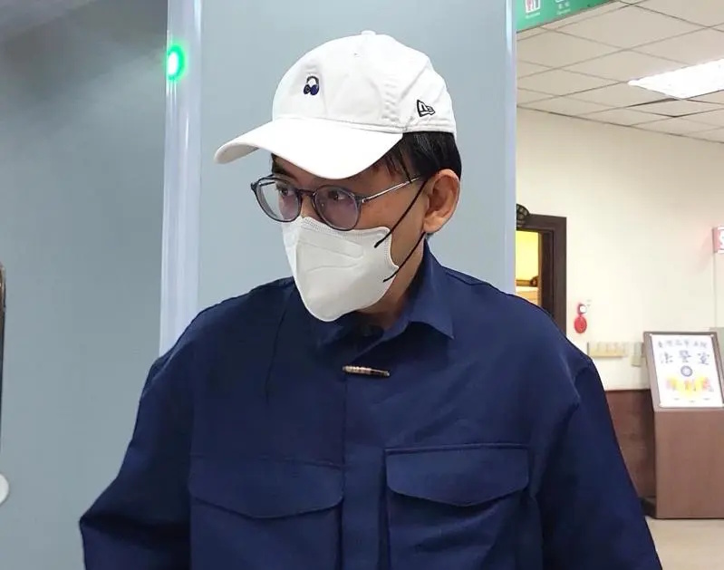 黄子佼泪洒法庭 高院11月25日宣判