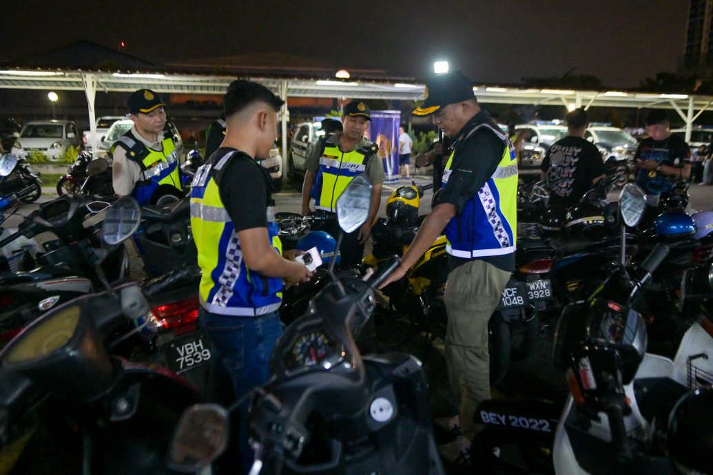13岁童深夜玩“超人式”特技 53名未成年骑士落网