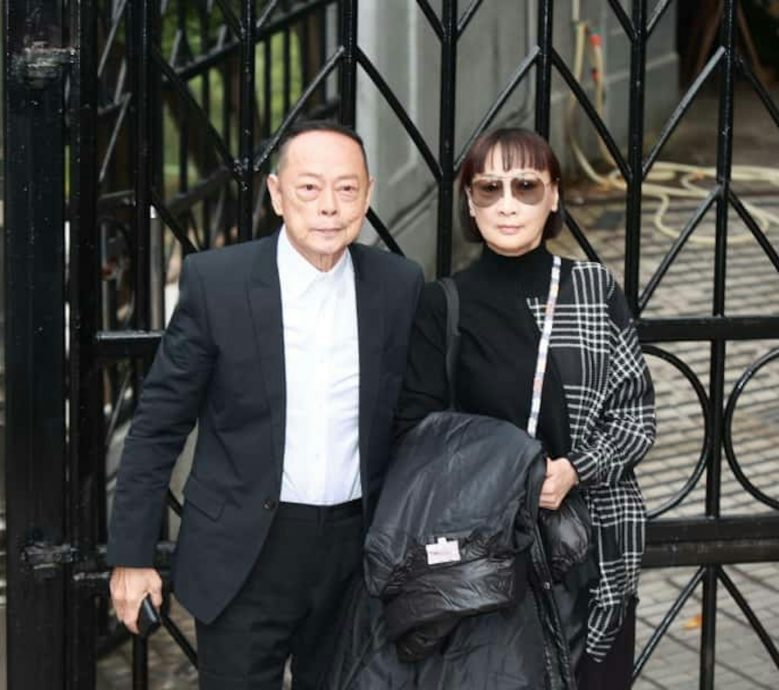 为许绍雄扶灵 罗乐林是亲妹夫