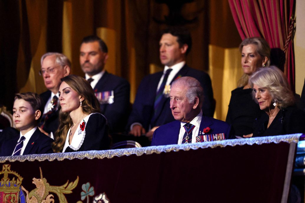 英国乔治王子首次出席悼念阵亡士兵的活动