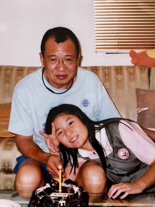 许绍雄77岁生忌 女儿首发文悼念惹泪目