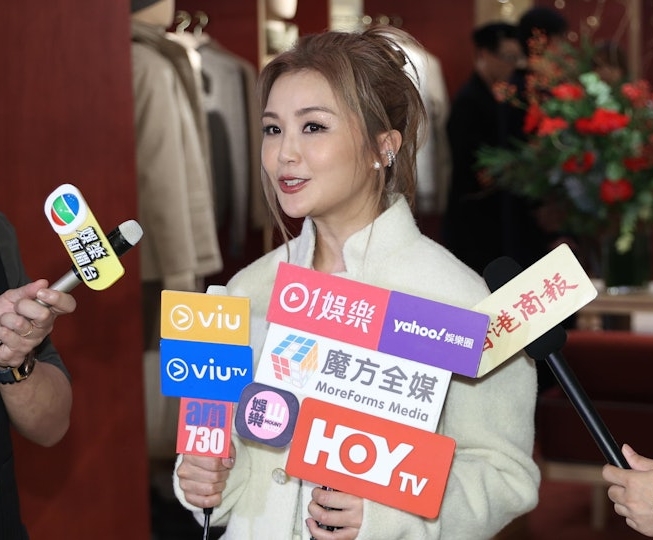 阿Sa择日公开恋情 幽默回应阿娇“女女恋”