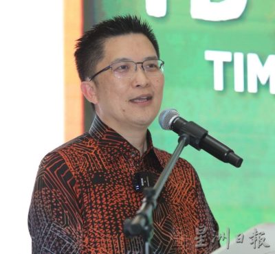 1万2500名学生参与 黄家和:教育要带领学生走出去