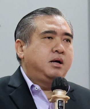 陈氏书院迎来第2025对新人注册!陆兆福:婚姻带旺文化地标