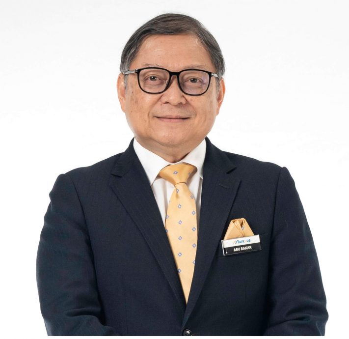 外贸局任命阿布巴卡为CEO