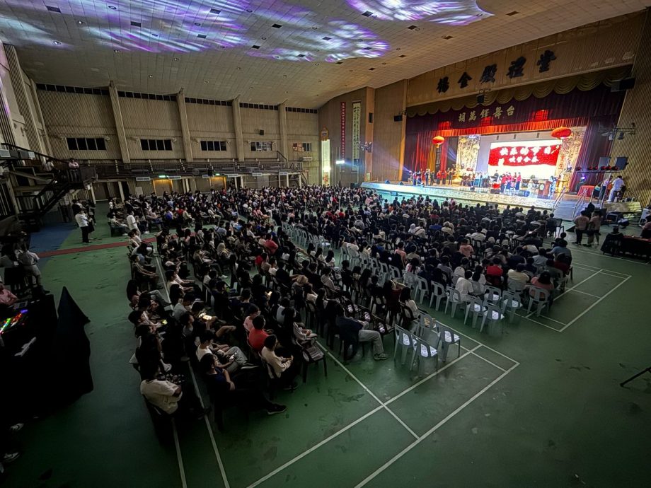 学海学记|育才独中 “乐火重生”音乐会落幕 点燃传承与创新的华乐之火