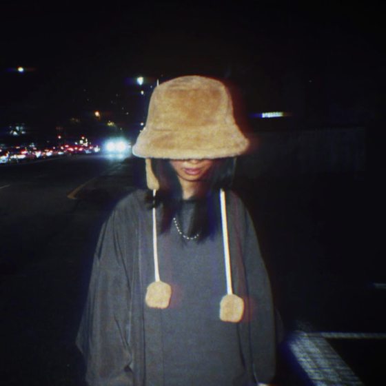 林佚/活在“看脸”时代,歌手需要露脸吗?