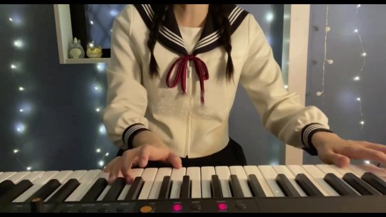 林佚/活在“看脸”时代,歌手需要露脸吗?
