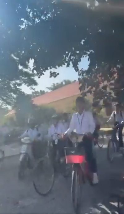 柬媒:泰柬停火谈判将于下午4时在泰境内举行 泰军首次出动韩制飞机袭柬