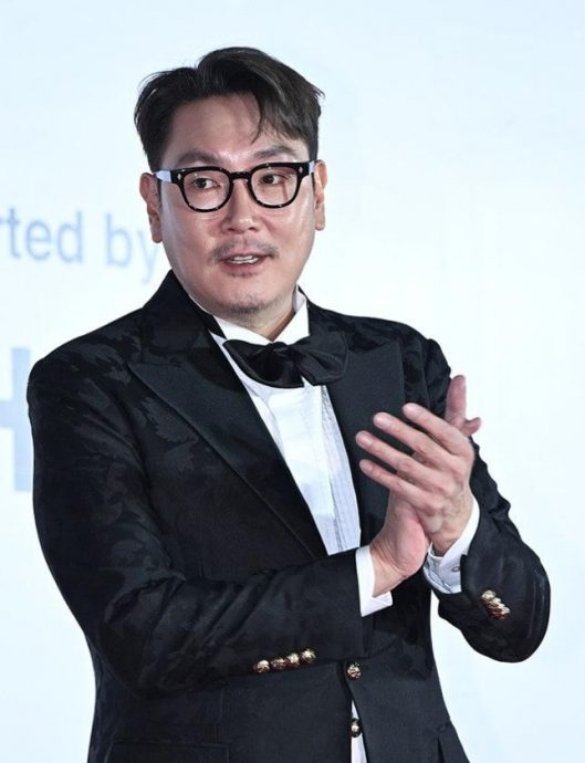 赵震雄再爆“掌掴踢踹后辈演员” 公司回应惹怒韩网