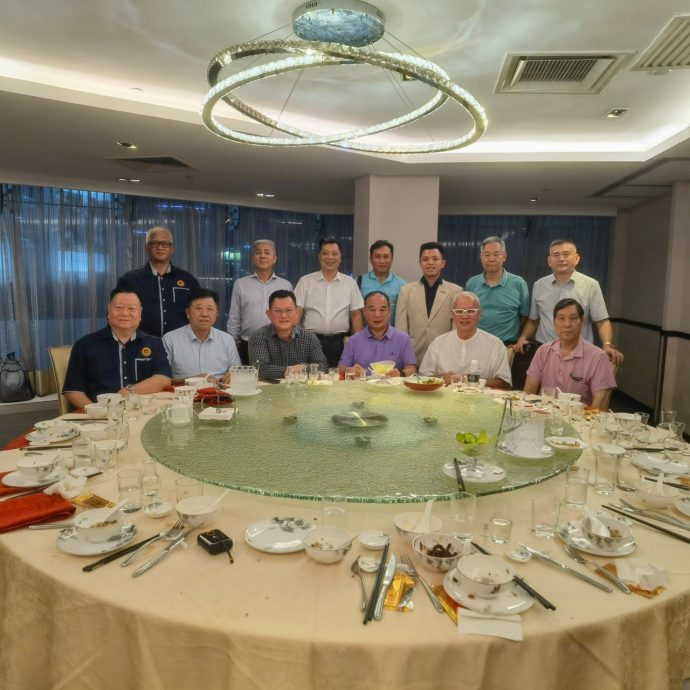 邱氏总商会:文告