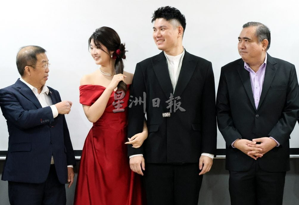 陈氏书院迎来第2025对新人注册!陆兆福:婚姻带旺文化地标
