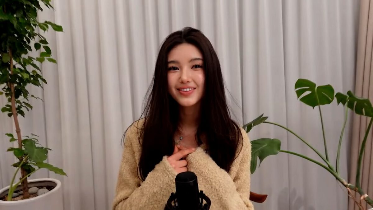 Danielle被开除后首露脸 哽咽喊话:这不是结束
