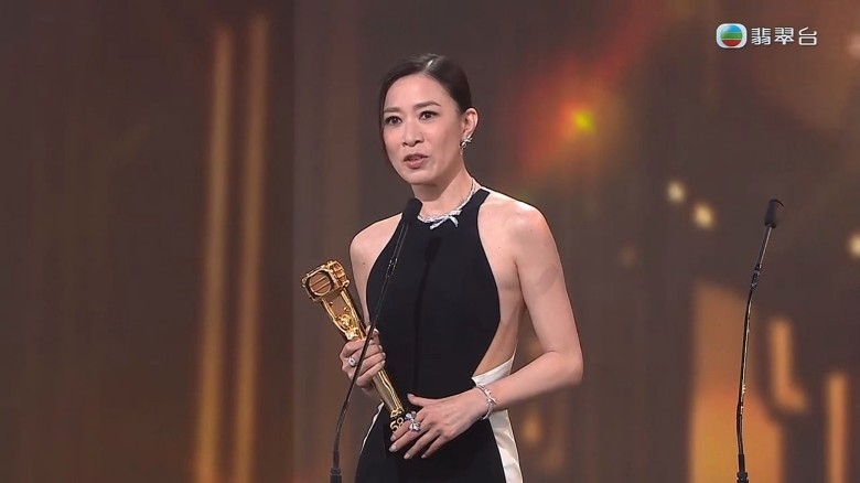 万千星辉2025|《新闻女王2》横扫大湾区奖项 佘诗曼黄宗泽双双封视帝后