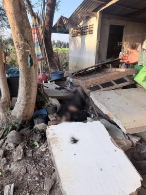 屋旁绑吊床睡觉 墙壁垮塌压死男子