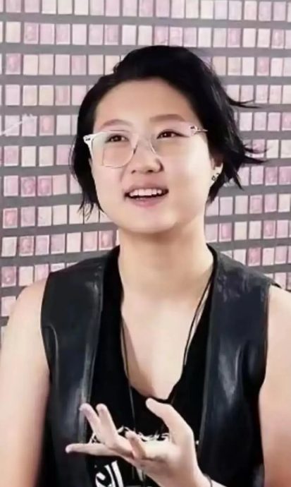 成龙公开向房祖名道歉 吴卓林直播罕谈父女关系