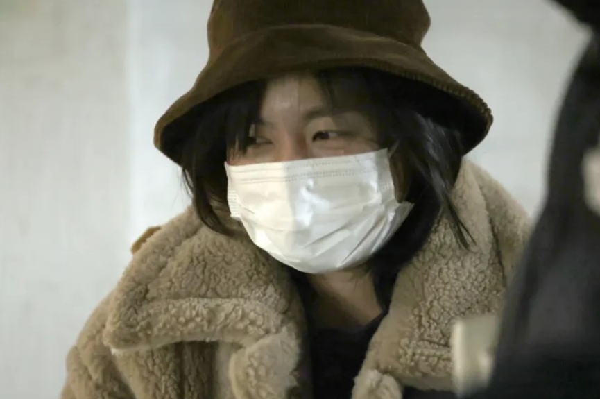 朴娜勑卷争议停工后首现身 俊男陪上酿酒课遭网民怒轰
