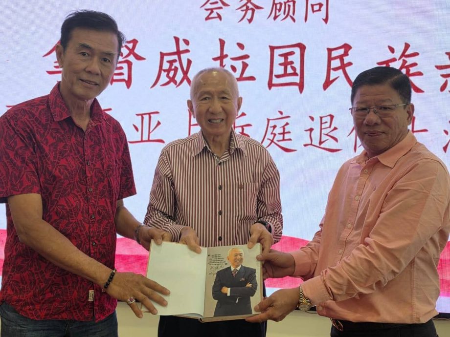 (已签发)全国:退休大法官刘国民推介《锐变》 鼓励年轻人追求知识理想