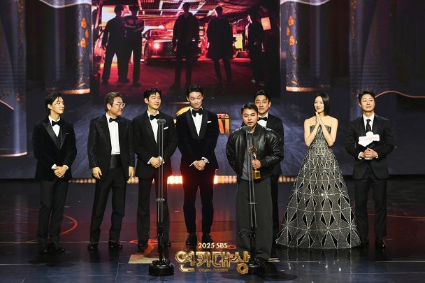 SBS演技大赏| 视帝视后多达8人! 疯狂派奖惹“分猪肉”嫌疑