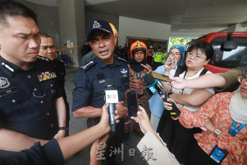 已签发//精英大学校园爆炸案·警证实空调压缩机爆炸 一人伤重身亡