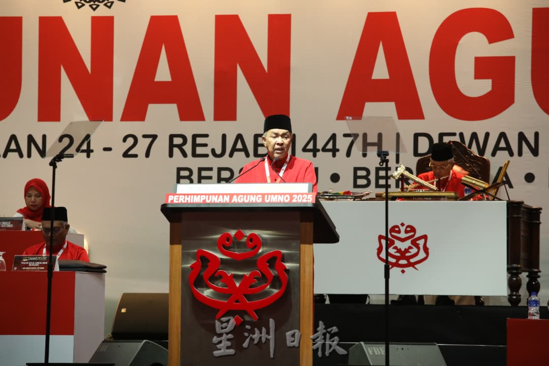 巫统大会|扎希促国阵成员党“别再闹情绪” “回来吧,让我们拥抱彼此”